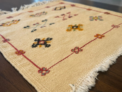 Handmade Moroccan Accent Rug –Beige Berber Geometric Patterns | 22" × 20"